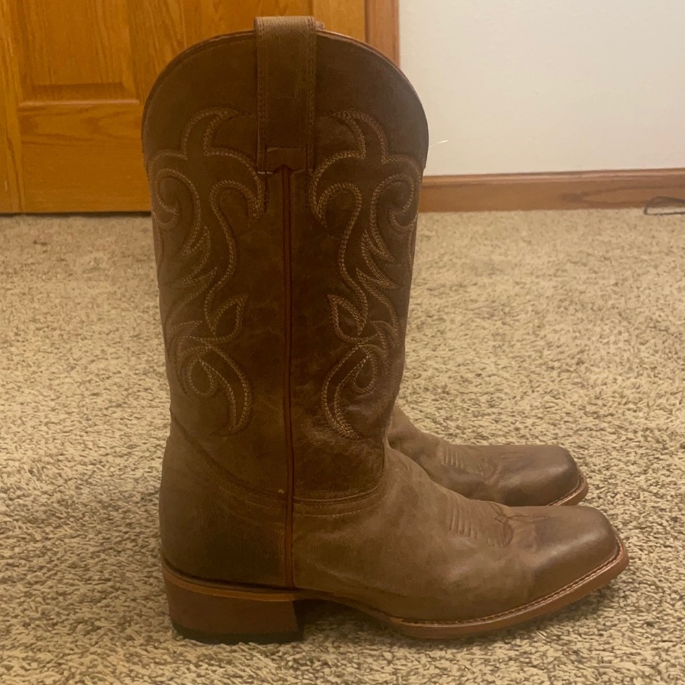 Shyanne square toe womans western boots